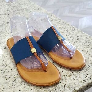 Tuscany by Easy Street womans sandals, size 7.5M